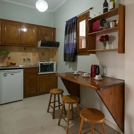 Apartament Eleni *
